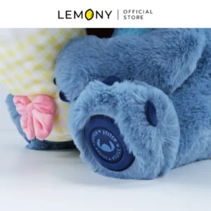 งานปักตราสัญลักษณ์ Disney Stitch ที่ใต้เท้าตุ๊กตา ลิขสิทธิ์แท้