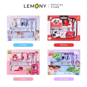 LEMONY ชุดเครื่องเขียนดิสนีย์ รุ่น DM6049 4 กล่องวางเรียงแบบแนวตั้ง โชว์ครบทั้ง 4 คอลเลกชันยอดฮิต ได้แก่ ลาย Frozen, Mickey Mouse, Lotso และ Toy Story บรรจุอุปกรณ์ครบเซ็ต