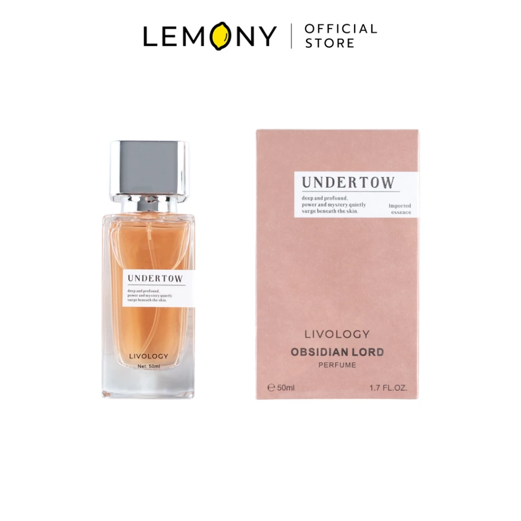 LEMONY น้ำหอมผู้ชาย LIVOLOGY ซีรีส์ Obsidian Lord Perfume กลิ่น Undertow ขวดแก้วดีไซน์เหลี่ยมเคลือบสีดำสนิทเงางาม สลักรายละเอียดเท็กซ์เจอร์ลายตารางสี่เหลี่ยมรอบขวด พร้อมฝาปิดทรงกระบอกสีดำ ขนาด 50 มล.