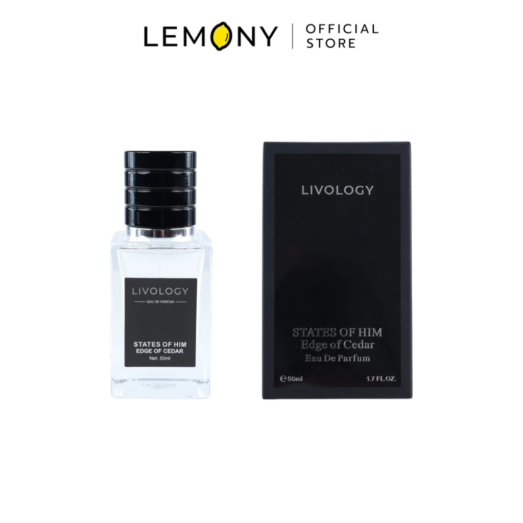 LEMONY น้ำหอมผู้ชาย LIVOLOGY ซีรีส์ States of Him กลิ่น Edge of Cedar ขวดแก้วเนื้อใสทรงเหลี่ยมมน โชว์เนื้อน้ำหอมสีเขียวสดชื่นราวกับใบไม้และไม้สน คาดฉลากโลโก้สีดำพร้อมฝาปิดทรงกลมสีดำ ขนาด 50 มล.