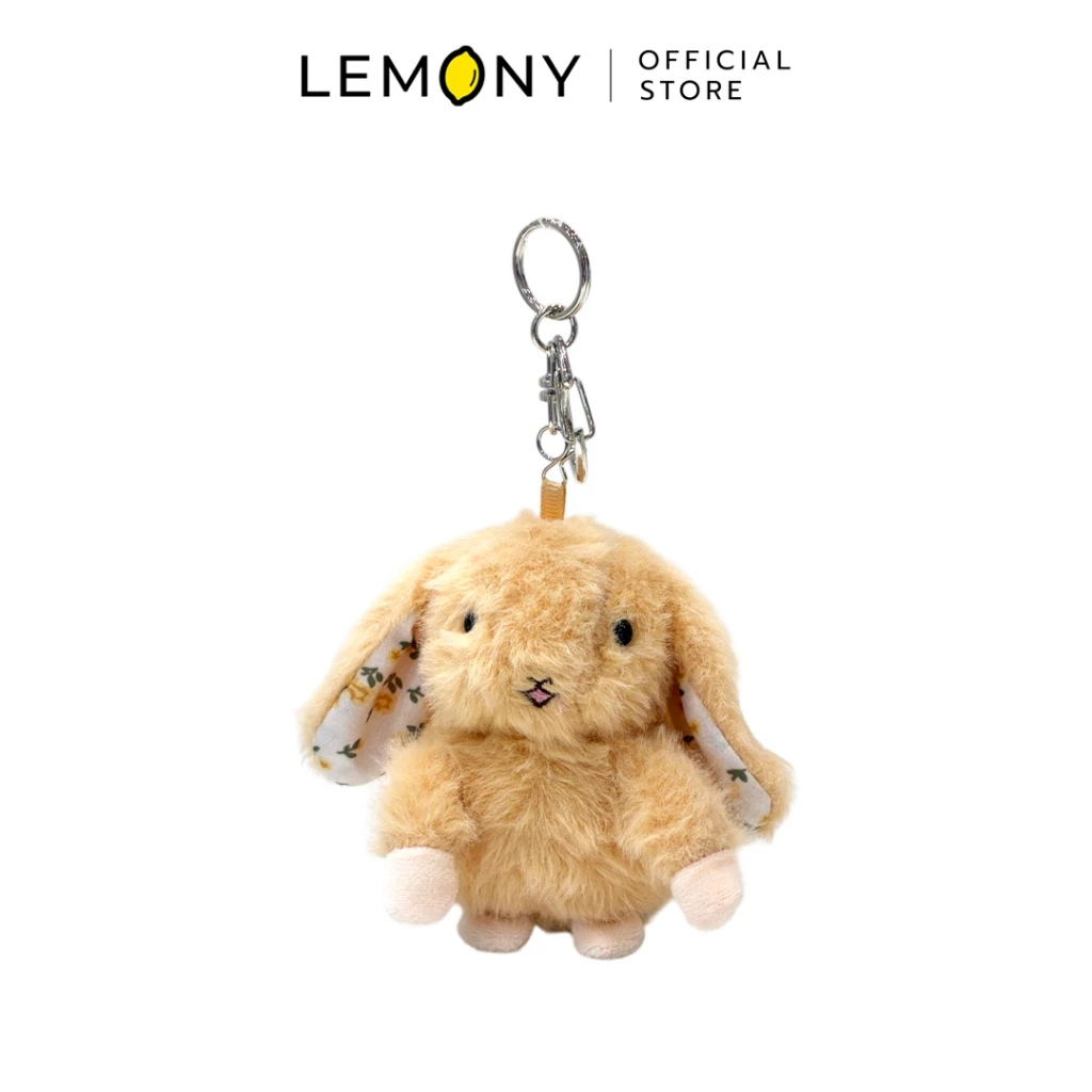 LEMONY พวงกุญแจตุ๊กตากระต่ายขนฟู ตัวเลือกสีกากีเอิร์ธโทนสุดอบอุ่น ให้ลุคมินิมอลแมทช์ง่ายกับทุกลุคกระเป๋า ขนตุ๊กตาหนาฟูนุ่มมือ พร้อมอะไหล่พวงกุญแจโลหะสีรมดำล็อกแน่นหนา