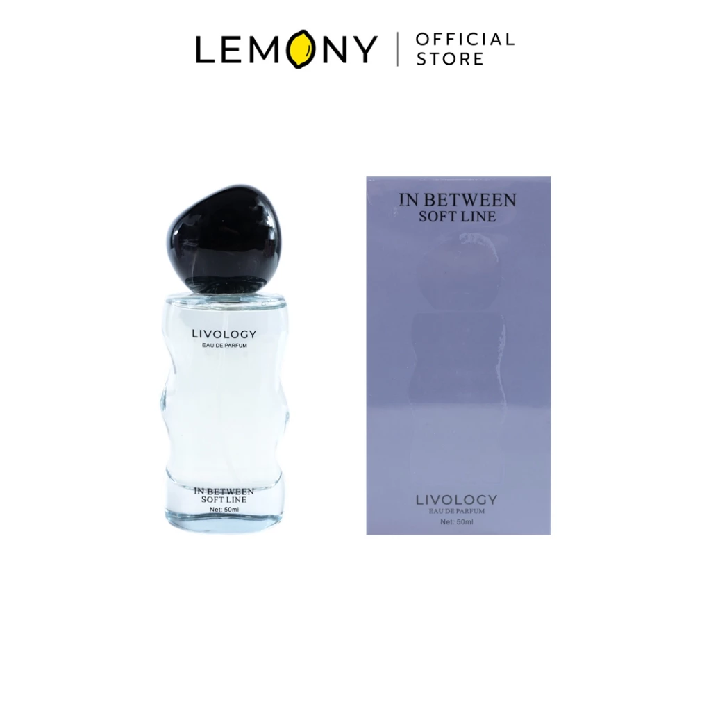LEMONY น้ำหอมผู้หญิง LIVOLOGY ซีรีส์ In Between กลิ่น Soft Line ขวดแก้วทรงกระบอกเนื้อใสไล่เฉดสีเทาดำสโมกกี้จากก้นขวดขึ้นไปอย่างมีสไตล์ สกรีนชื่อกลิ่นเรียบชิคพร้อมฝาปิดทรงลูกบาศก์สีใส ขนาด 50 มล.