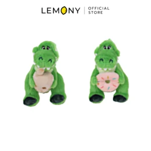 ภาพหลักฉากหลังขาวสะอาดตา แสดงรายการสินค้าพวงกุญแจเร็กซ์กินขนมขนาด 12CM Rex With Dessert Collection ลิขสิทธิ์แท้ จัดวางเปรียบเทียบหน้าตรงคู่กัน 2 ตัวเลือกดีไซน์ โดยตัวซ้ายคือกอดแก้วชานมไข่มุก และตัวขวาคือกอดชิ้นโดนัทเคลือบสีชมพูพาสเทล ชูความน่ารักคิ้วท์น่าสะสมแบบแพ็คคู่ตามซิกเนเจอร์แบรนด์ ด้านบนสุดแสดงโลโก้ตรา LEMONY Official Store คมชัดเรียบร้อยพรีเมียมครับ