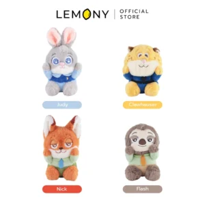 ภาพหลักแสดงรายการตัวเลือกสินค้า LEMONY ตุ๊กตาซูโทเปีย ซีรีส์ Party ขนาด 20 ซม. จัดวางเรียงหน้าตรงบนฉากหลังสีขาวสะอาดอย่างเป็นระเบียบครบทั้ง 4 ลาย โดยมีป้ายแถบสีพาสเทลกำกับชื่อตัวละครภาษาอังกฤษชัดเจนด้านล่าง ได้แก่ Judy, Clawhauser, Nick และ Flash ผลิตจากผ้า Polyester นุ่มฟูลิขสิทธิ์แท้ ด้านบนปักโลโก้แบรนด์อย่างเป็นทางการชัดเจนพรีเมียม